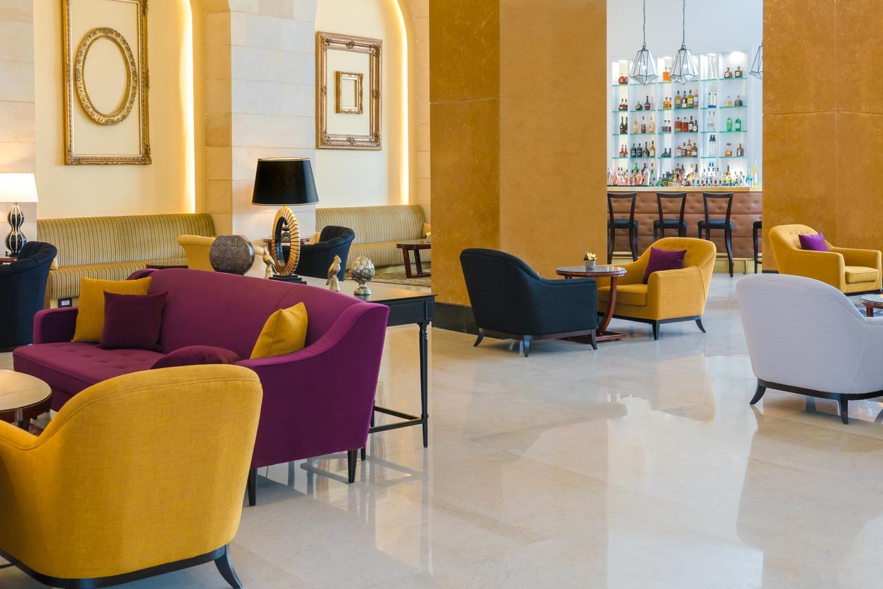 Burj On Bay Hotel Джуния Экстерьер фото